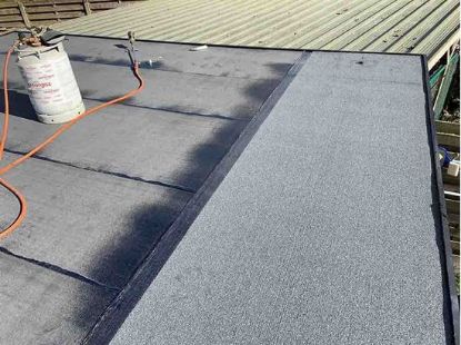 Afbeeldingen van Roofing Iko Leisslag Toplaag 6m Super Promo