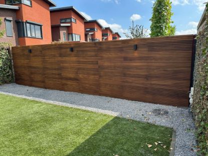 Afbeeldingen van Thermowood Triple Vuren 3000x128x27mm